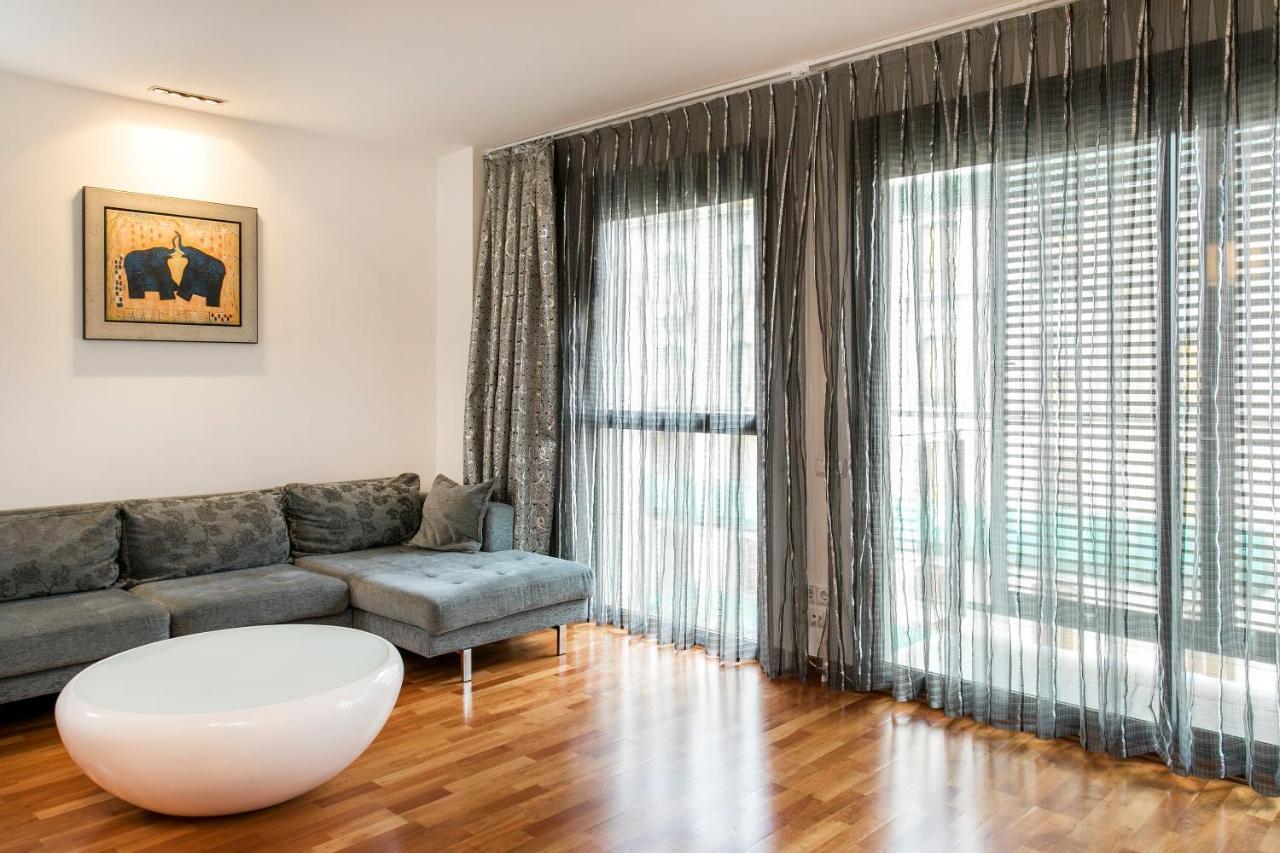 Stay U-Nique Apartments Placa De Tetuan Barcelona Exterior photo